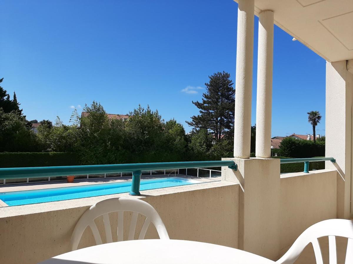 Appartement A Ciboure Avec Terrasse, Piscine Chauffee Et Parking - Ideal Golf Et Plage - Fr-1-239-551 Eksteriør billede